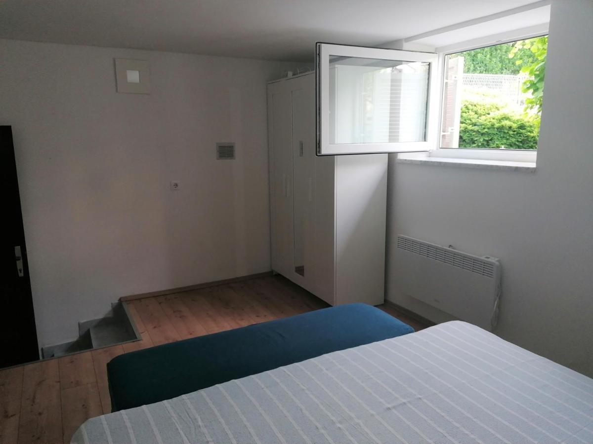 Apartmani Gaj Malinska Buitenkant foto